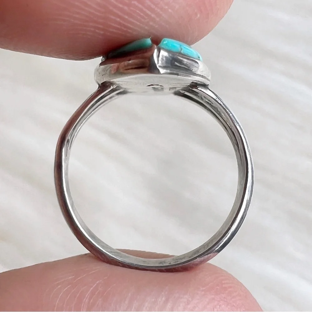 NATIVE Zuni Turquoise Vintage Southwestern Geometric Inlay Sterling Silver Ring
